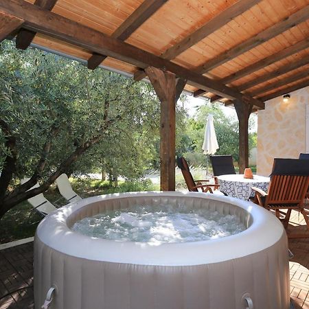 Hacienda Mia With Yacuzzi,Bbq , Free Parking Villa Zadar Exterior foto