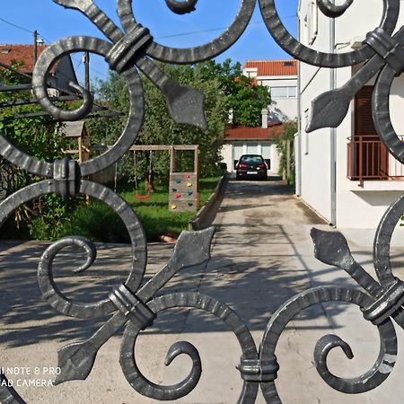 Hacienda Mia With Yacuzzi,Bbq , Free Parking Villa Zadar Cameră foto